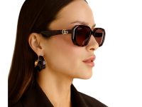 Gucci — sunglasses