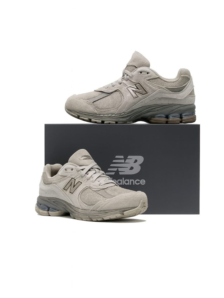 New Balance 2002R