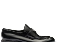 Prada лоферы из матовой кожи