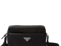 Prada сумка через плечо с логотип-планкой