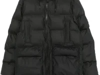 Rains Alta Coat — чёрный стёганый пуховик с покрытием