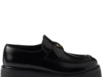 Prada лоферы из матовой кожи
