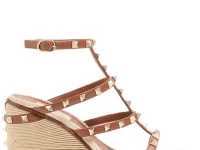 Valentino Rockstud Wedge сандалии-эспадрильи на танкетке, коричневые