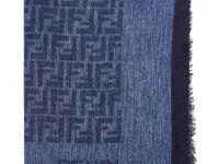 Fendi шаль с бахромой и узором FF