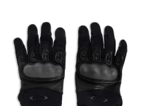 Oakley Factory Pilot 2.0 — перчатки с защитой костяшек, панельный крой