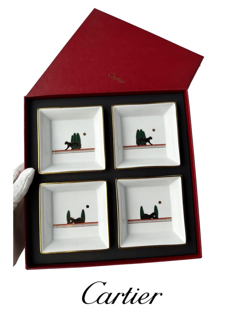 Cartier — SET OF FOUR CHARACTERS TRINKET TRAYS блюдце