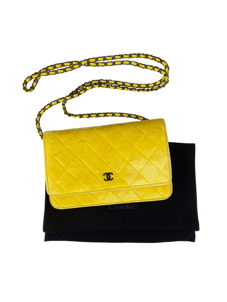 Chanel — сумка woc желтая 19*13