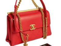 Chanel — сумочка