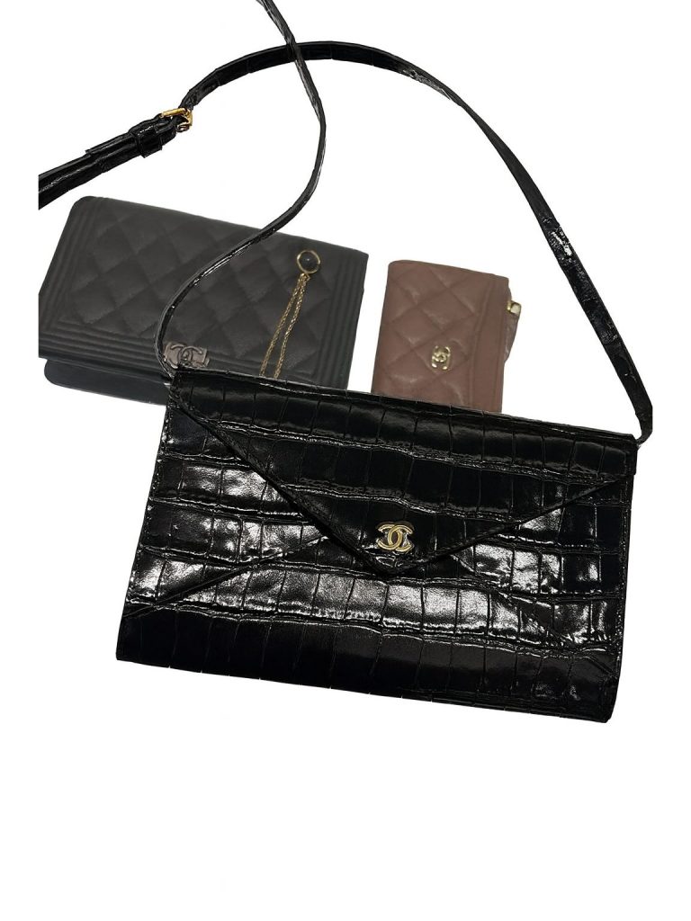 Chanel — клатч черный