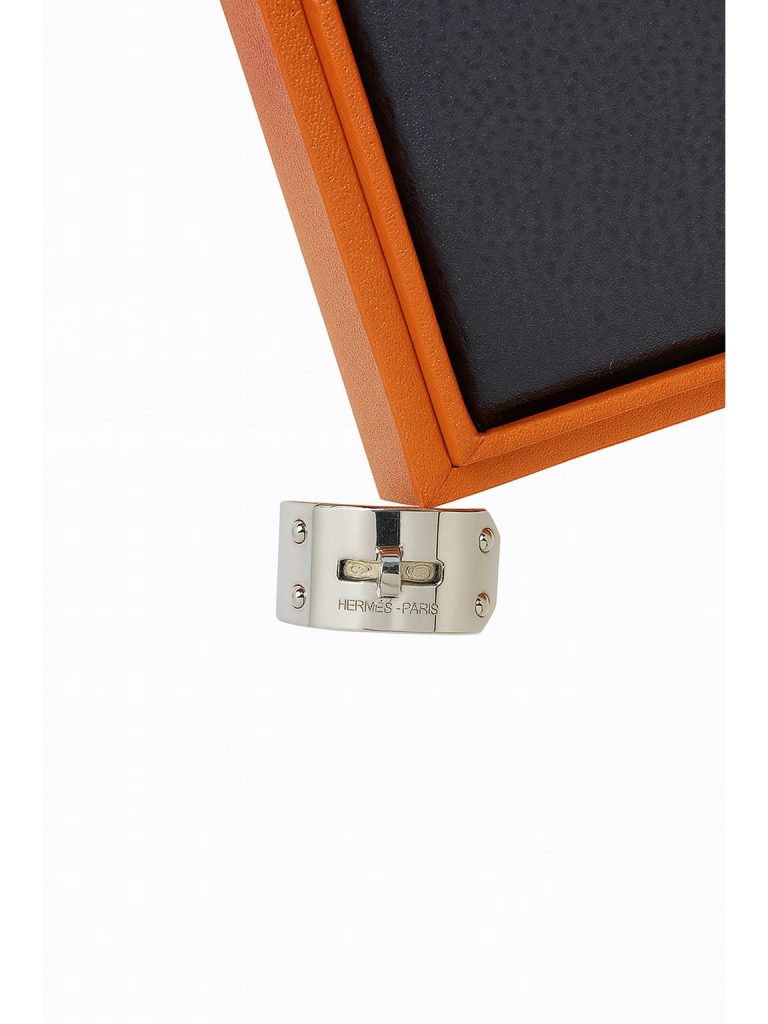Hermès — кольцо Келли серебро 50
