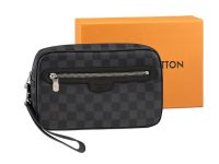 Louis Vuitton — барсетка