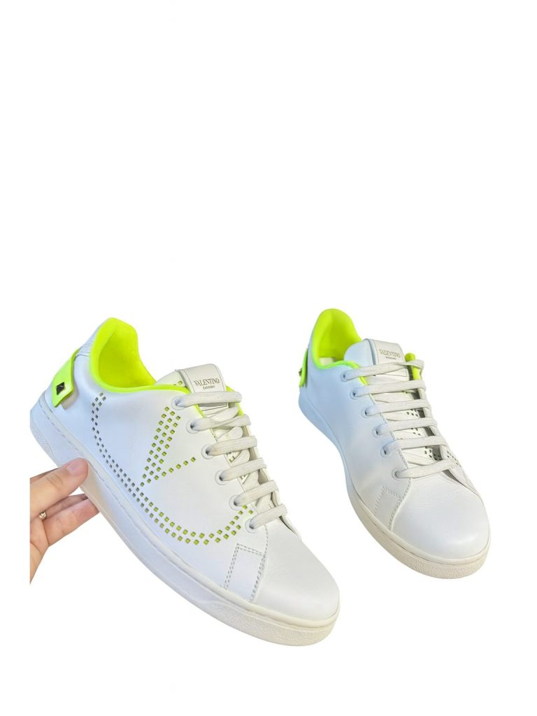 Valentino — кроссовки белые 39/39.5