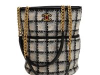 Chanel — сумка твид
