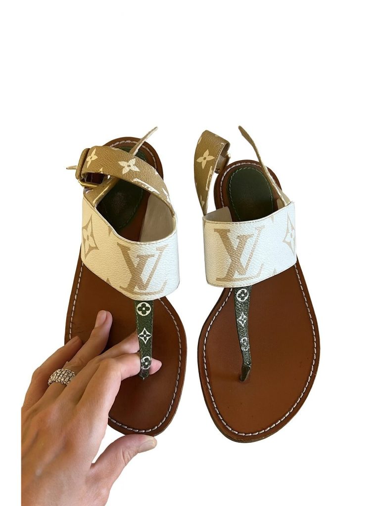 Louis Vuitton — сандалии 38.5