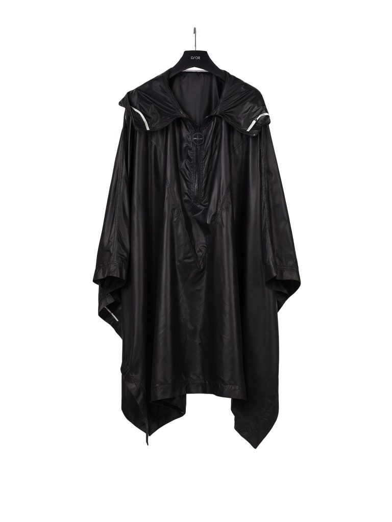 Givenchy — пончо чёрное 34