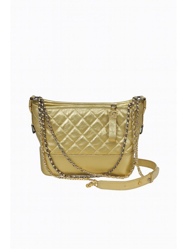 Chanel — сумка Gabriele Large золотая