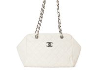 Chanel — сумка белая