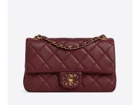 Chanel — сумка бордовая