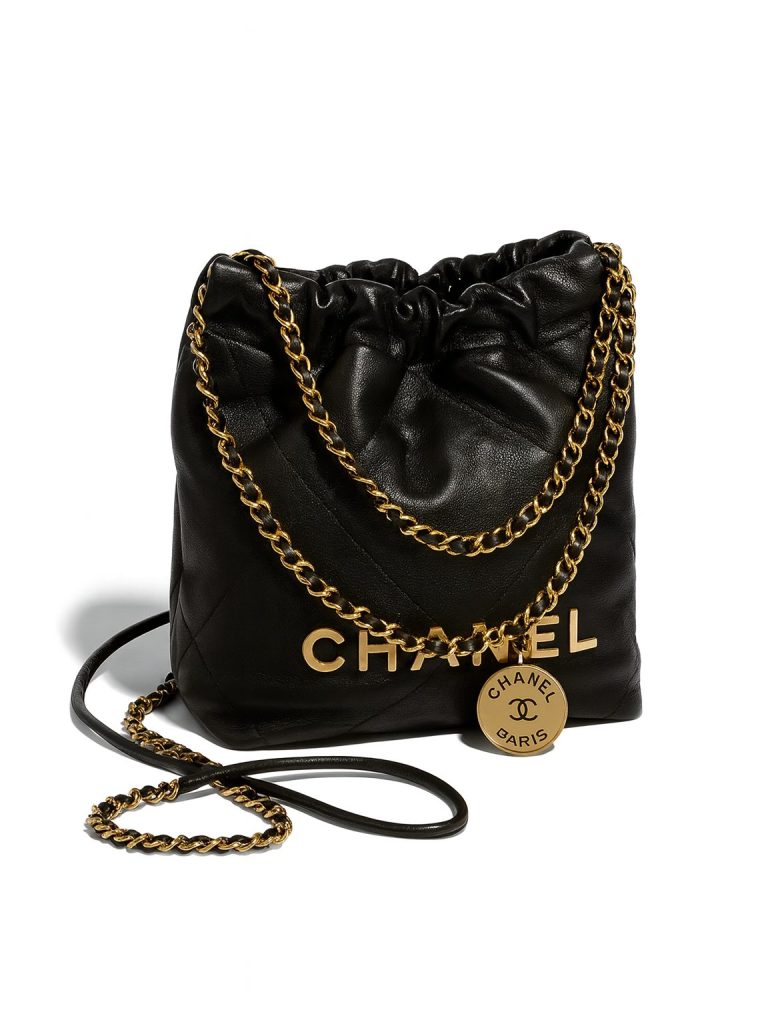 Chanel — сумка 22 черная