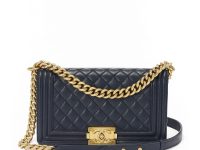 Chanel — сумка бой медиум