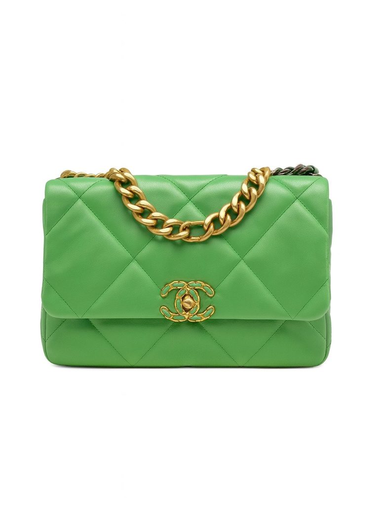 Chanel — сумка 19 flap зеленая