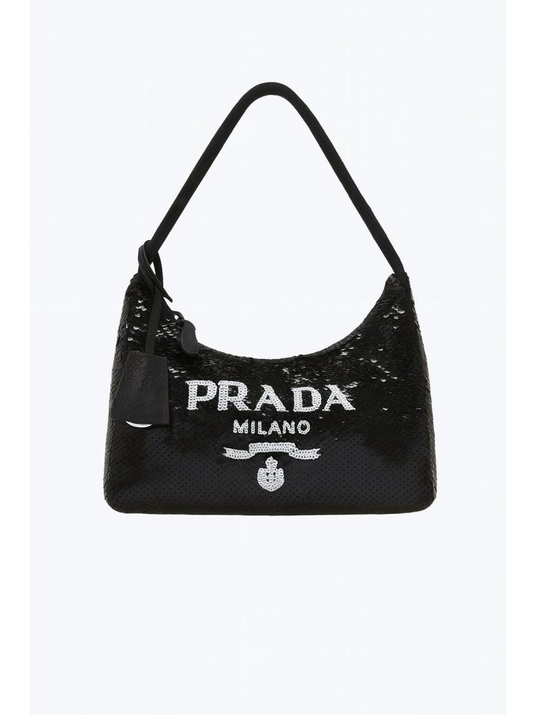 Prada — сумка черная 22х13х6