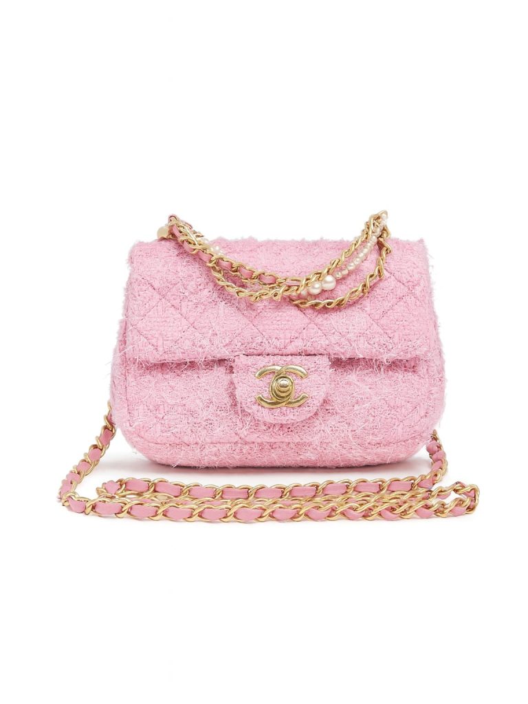 Chanel — сумка Classic Flap розовая