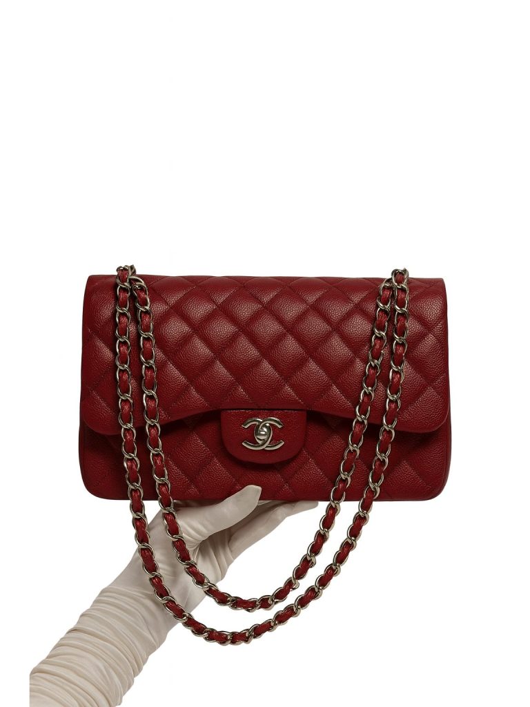 Chanel — сумка classic flap bag красная