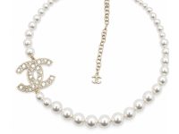 Chanel — ожерелье золотой, белое