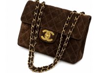 Chanel — сумка Classic Flap коричневая 30