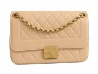 Chanel — сумка Diana бежевая 26х15х6