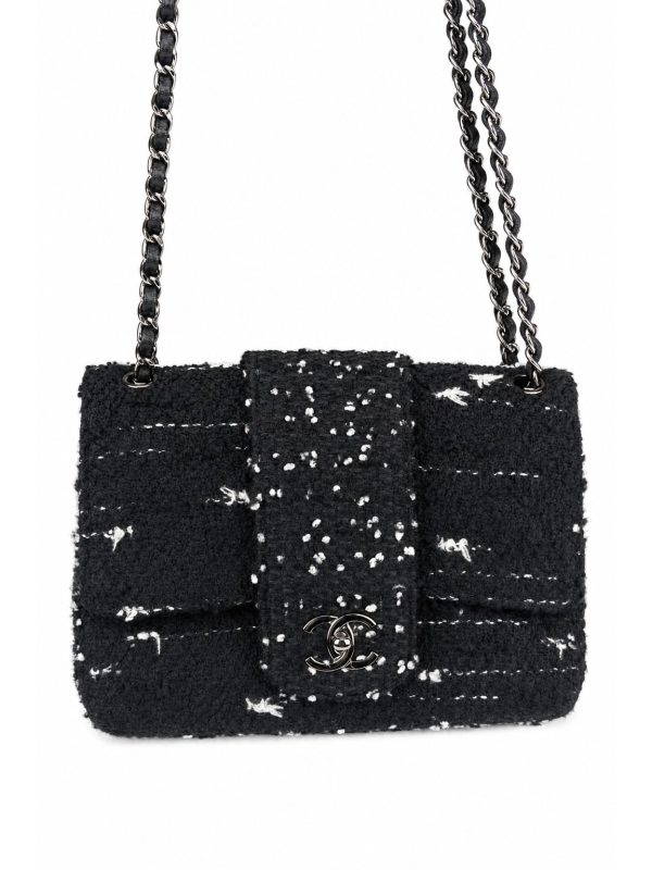 Chanel — сумка Classic Flap черная из твида — фото 1