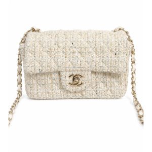 Chanel — сумка Classic Flap mini белая