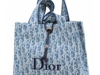 Dior — сумка голубая