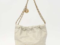 Chanel — сумка 22, серая